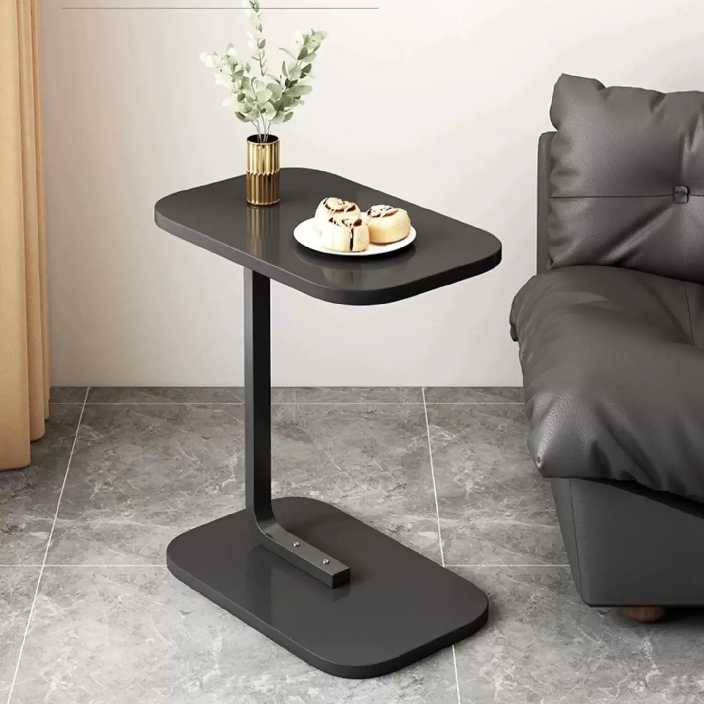 طاولة زاوية