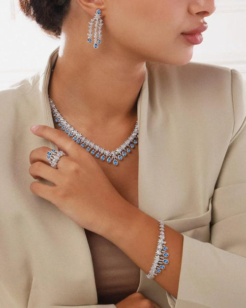 طقم اكسسوار نسائي فاخر بلون فضي وأزرق